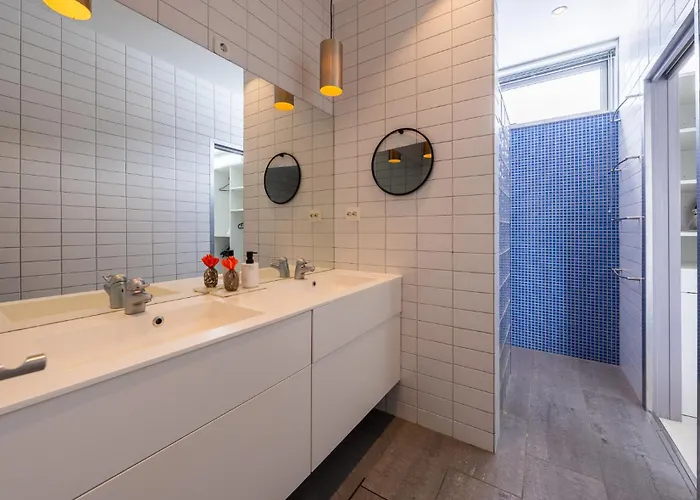 Villa North Estate House