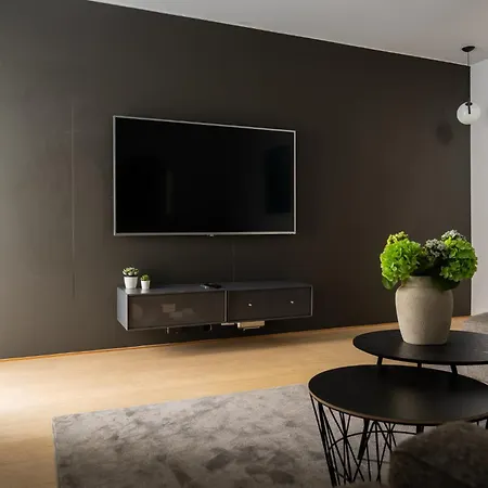 Villa North Estate House *